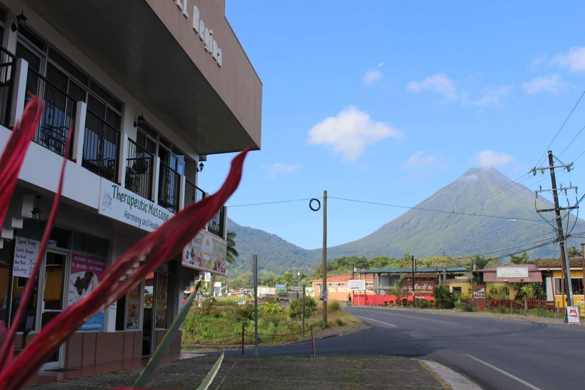 Hotel Arenal By Regina La Fortuna Exterior foto